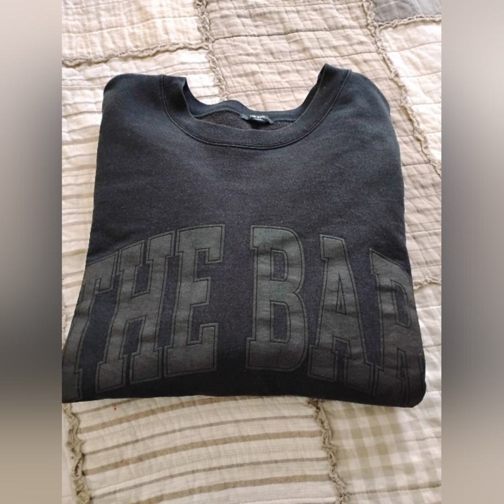🖤 The Bar Graphic Crewneck Sweatshirt